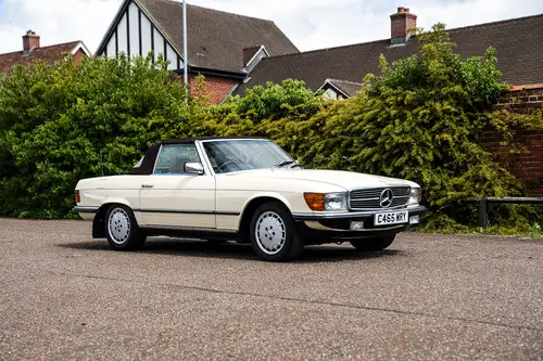 1985 Mercedes-Benz 280SL (R107)