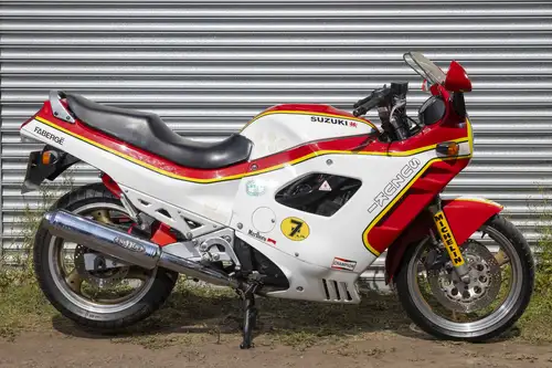1994 Suzuki GSX750G Barry Sheene Tribute 748cc-Sold