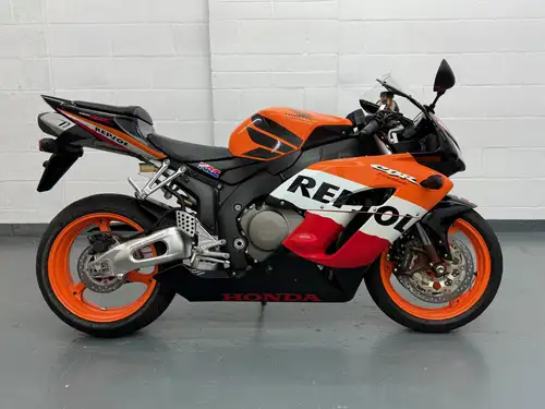 2005 Honda CBR1000RR SC57 FireBlade 998cc