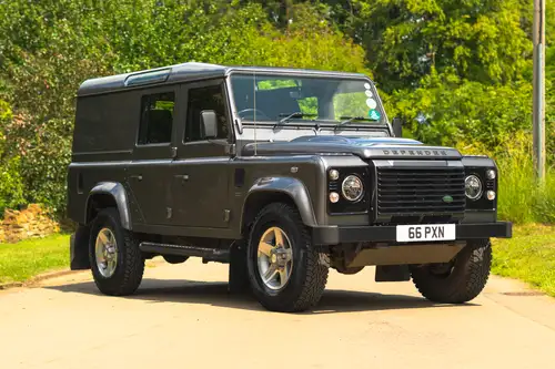 2013 Land Rover Defender 110 XS Utility
