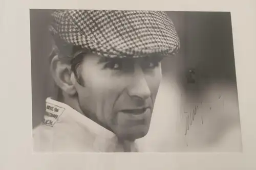 A Signed Image of the British 1996 Formula 1 World Champion,-For Sale