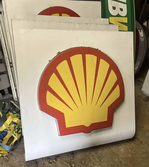  Very Large Shell Forecourt Illuminated Sign