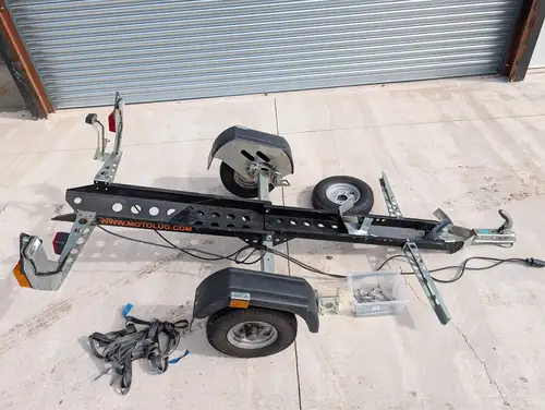 Motolug SE collapsable single bike trailer-Sold