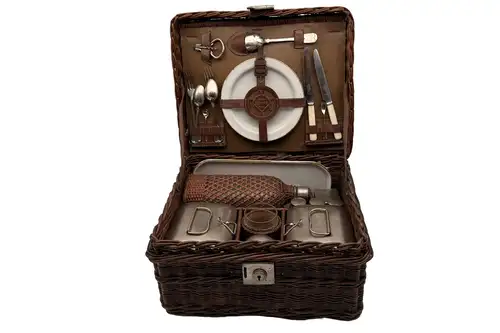 Two-Person Motoring Picnic Basket-For Sale