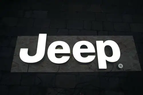 Jeep Dealership Illuminated Letters Sign-For Sale