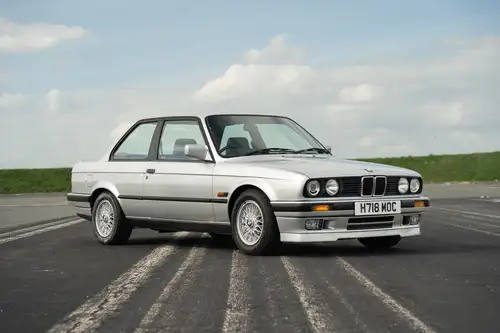 1990 BMW 318is Coupé (E30) - 54,869 miles