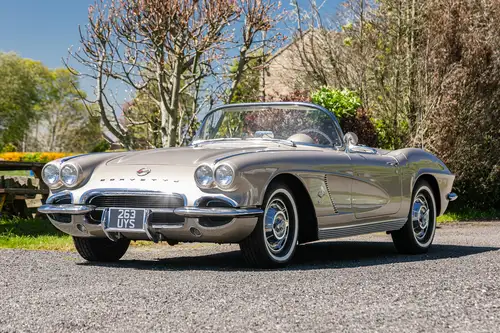 Photo 1 of 1 of 1962 Chevrolet Corvette C1 327 Roadster - Fuel Injected