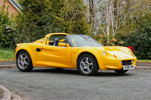 Photo 1 of 1 of 1998 Lotus Elise S1