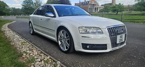Photo 1 of 1 of 2007 Audi S8 V10 (D3)
