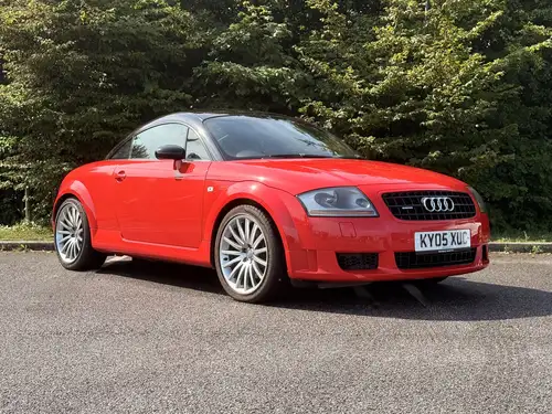 Photo 1 of 1 of 2005 Audi TT Quattro Sport