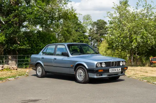 Photo 1 of 1 of 1990 BMW 325i (E30) Saloon