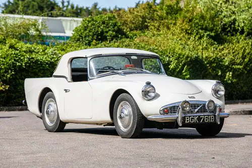 Photo 1 of 1 of 1964 Daimler SP250 'Dart' C-Spec