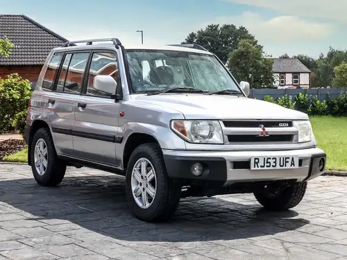 Photo 1 of 1 of 2003 Mitsubishi Shogun Pinnin 2.0 GDI Warrior - Automatic