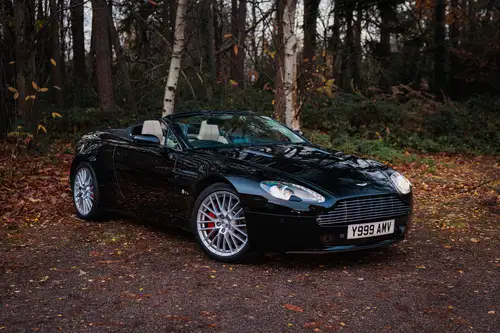 Photo 1 of 1 of 2009 Aston Martin Vantage