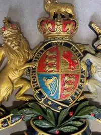 Hand Painted 'Royal' Coat of Arms of the United Kingdom
