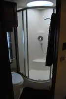 2007 Fleetwood Revolution 40 LE Full Wall Slide Out-For Sale