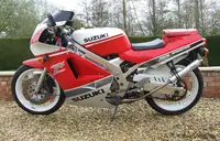 1990 Suzuki RGV250R 249cc-Sold
