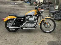 Sportster XLH883 2000年式　タンク イエロー リジスポ Iconic Auctioneers | 2000 Harley Davidson XL883c Sportster-For Sale