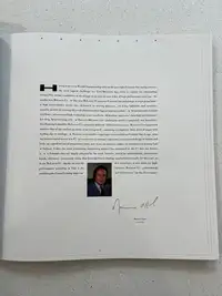 1992 McLaren F1 Launch Brochure in Presented in it's Orginal-Sold
