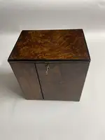 Figured Mahogany Cuban Cigar Humidor