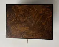 Figured Mahogany Cuban Cigar Humidor