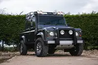 2002 Land Rover Defender 110 TD5 Double-Cab 2.5L-For Sale
