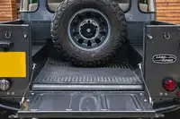 2002 Land Rover Defender 110 TD5 Double-Cab 2.5L-For Sale