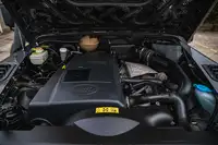 2002 Land Rover Defender 110 TD5 Double-Cab 2.5L-For Sale