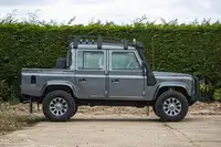 2002 Land Rover Defender 110 TD5 Double-Cab 2.5L-For Sale