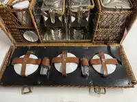 Six-Person Fold-Fronted Picnic Set from circa 1904-Sold