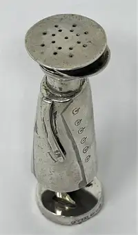 Silver Mr. Popple Chauffeur Pepper Condiment Shaker by Saunders & Shepherd, Chester 1908