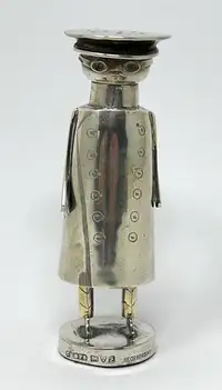 Silver Mr. Popple Chauffeur Pepper Condiment Shaker by Saunders & Shepherd, Chester 1908