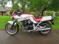 1983 Suzuki GSX1100SD Katana 1074cc-Sold