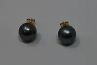 Tahitian Pearl Earrings