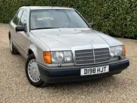 1986 Mercedes-Benz 300E Saloon (W124)-Sold