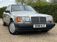 1986 Mercedes-Benz 300E Saloon (W124)-Sold