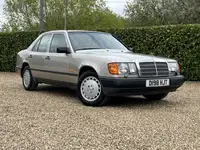 1986 Mercedes-Benz 300E Saloon (W124)-Sold