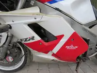 1991 Yamaha FZR1000 1,002cc-Sold