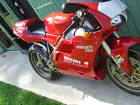 1998 Ducati 748 Biposto 853cc-Sold