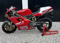 2000 Ducati 916 Carl Fogarty Replica 996cc-Sold