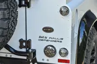 2015 Land Rover Defender 90 County 2.2-litre #002 GYRO Editi-Sold