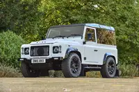 2015 Land Rover Defender 90 County 2.2-litre #002 GYRO Editi-Sold