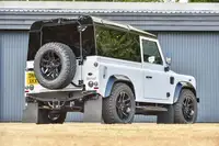 2015 Land Rover Defender 90 County 2.2-litre #002 GYRO Editi-Sold