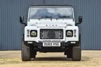 2015 Land Rover Defender 110 Utility 2.2-litre #001 GYRO Edi-Sold