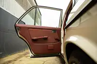 1985 Mercedes-Benz 230E (W123) Saloon-Sold