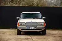 1985 Mercedes-Benz 230E (W123) Saloon-Sold