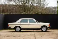 1985 Mercedes-Benz 230E (W123) Saloon-Sold