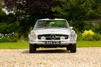 1969 Mercedes-Benz 280SL Pagoda (W113)-Sold