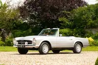 1969 Mercedes-Benz 280SL Pagoda (W113)-Sold
