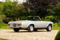1969 Mercedes-Benz 280SL Pagoda (W113)-Sold